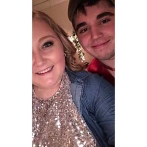 Meet your Posher, Deidre